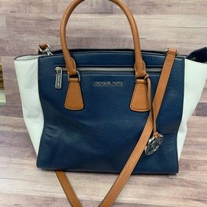 Michael Kors Tote Handbag with Zipper